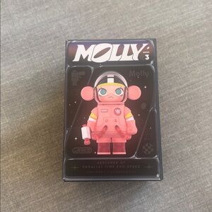 Mega Space Molly Collectible Figure